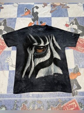 The mountain zebra tee